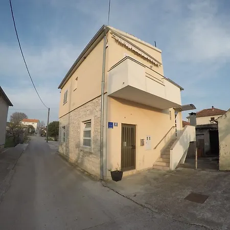 Appartement Suzy Sukošan
